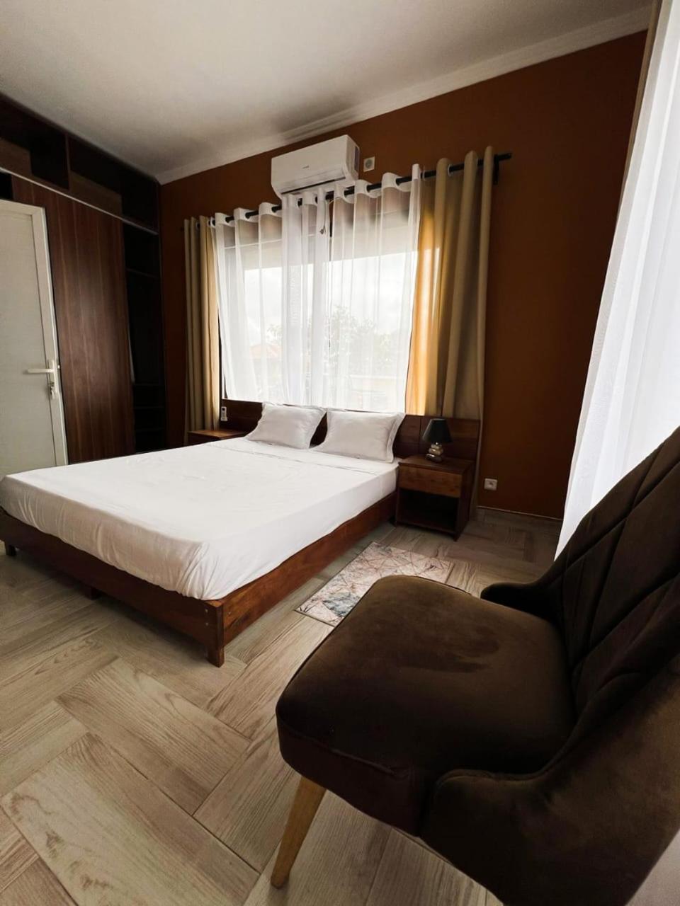 Guest House Nohfy 塔那那利佛 外观 照片